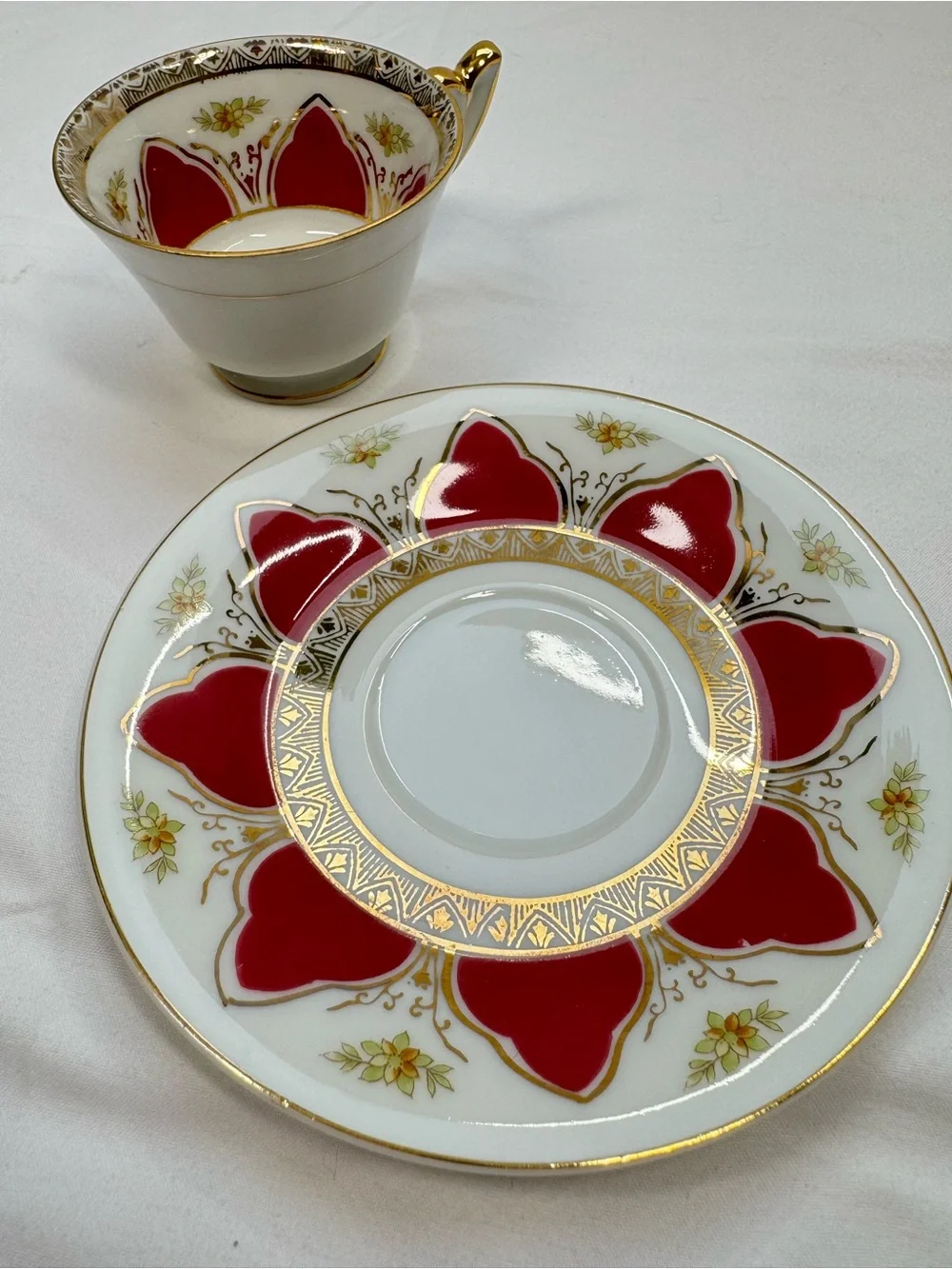 Vintage Red Gold Tea Cup and Saucer Geometric Floral, Ucagco Japan, Excellent